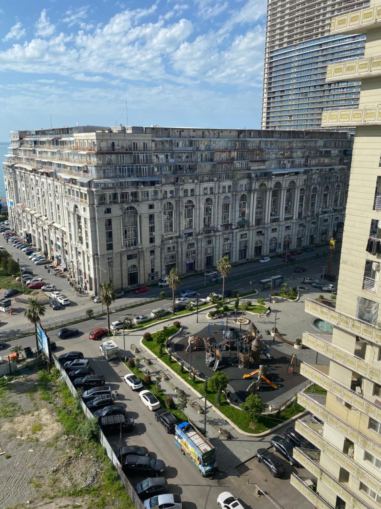 Apartment Maho Batumi Exterior photo
