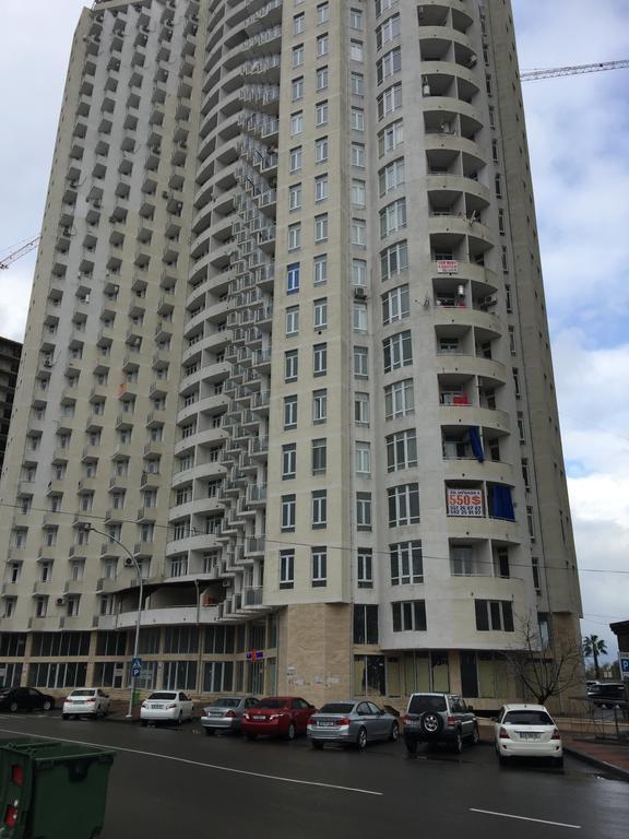 Apartment Maho Batumi Exterior photo