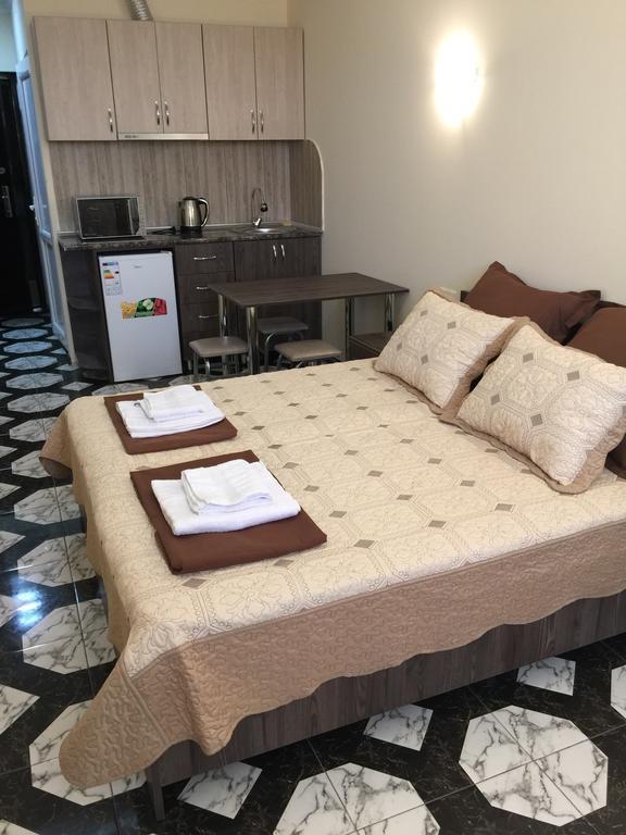 Apartment Maho Batumi Exterior photo